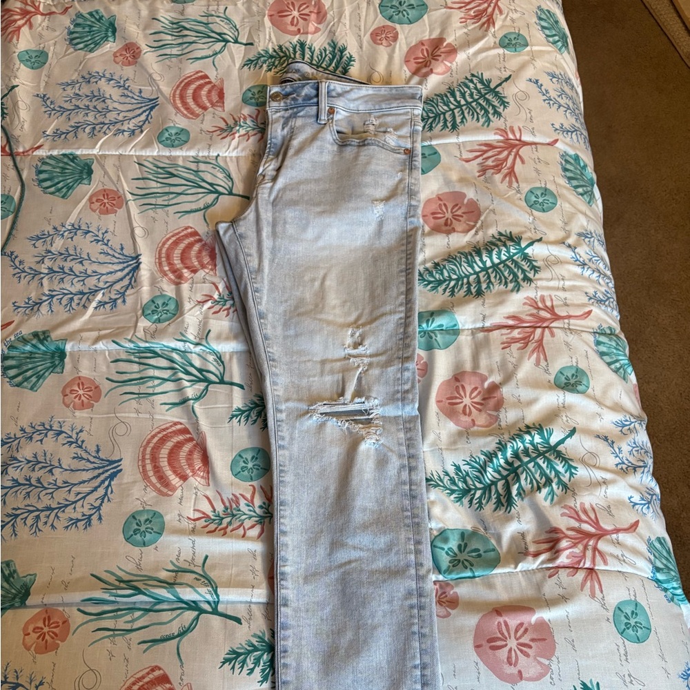 Light Blue Distressed Men’s Skinny Jeans